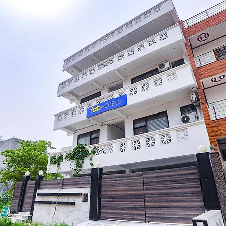 Fabexpress Samira Residency, Near Botanical Garden Hotel Noida Exterior foto