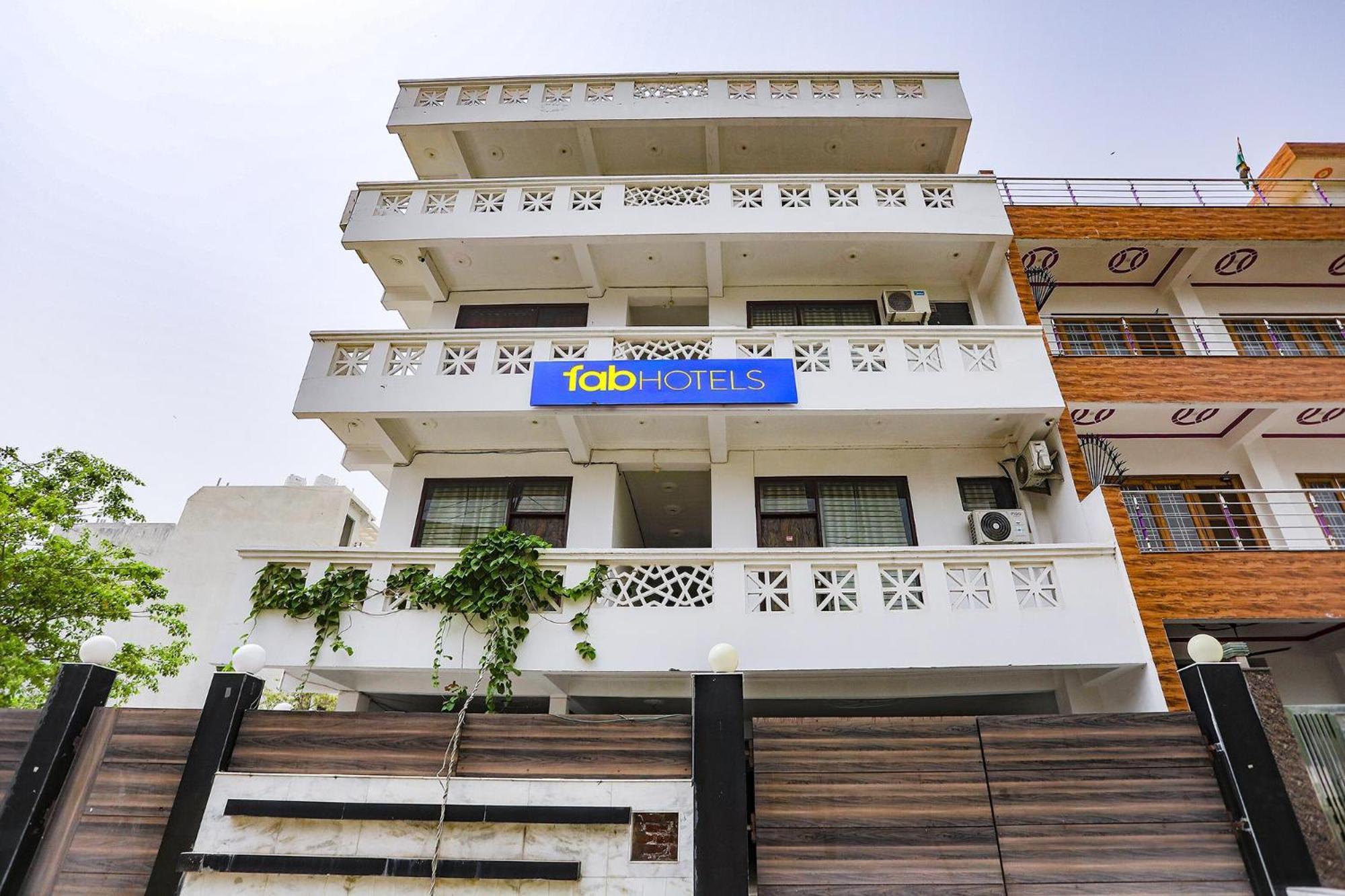 Fabexpress Samira Residency, Near Botanical Garden Hotel Noida Exterior foto